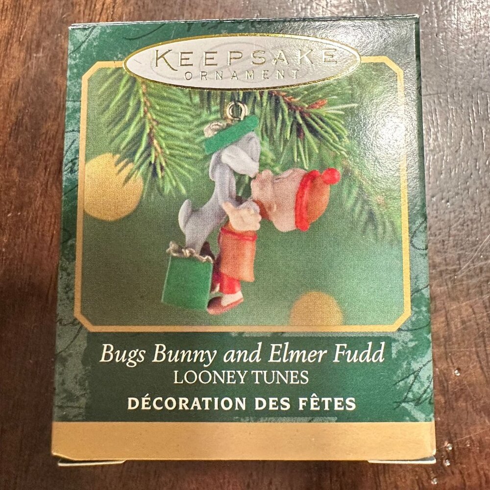 Hallmark Keepsake Ornament Bugs Bunny & Elmer Fudd Looney Tunes Christmas Decora